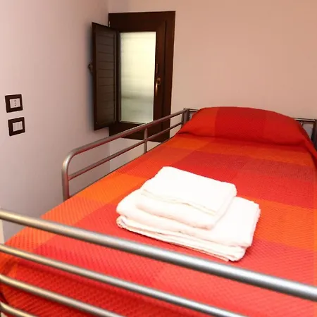 Apartment Fuer 6 Personen Ca 60 Qm In Cefalu, Sizilien Nordkueste Von Sizilien *