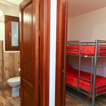 Fuer 6 Personen Ca 60 Qm In Cefalu, Sizilien Nordkueste Von Sizilien *